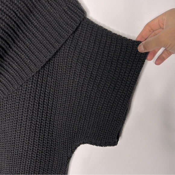 BCBGGeneration Women's Black Cowl Neck Short Sleeve Sweater Dress Size XS - Picture 11 of 11